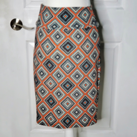 Lularoe Cassie Skirt Orange Blue White Geo Prints Small - Picture 2 of 8